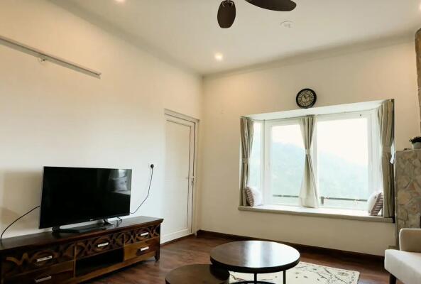 2 Bedroom House in Mukteshwar, Nainital