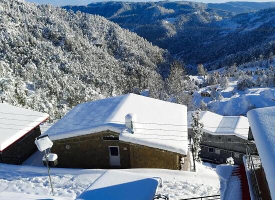 2 Bedroom House in Mukteshwar, Nainital