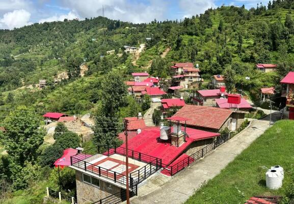 2 Bedroom House in Mukteshwar, Nainital