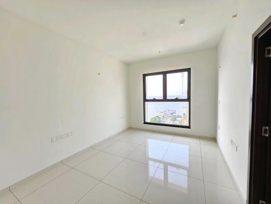 4 BHK Flat in Marine Drive, Kochi