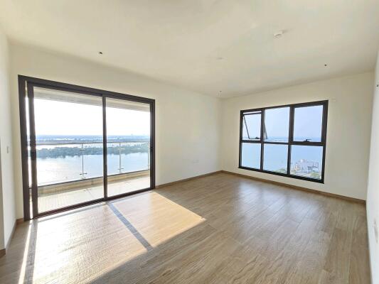 4 BHK Flat in Marine Drive, Kochi