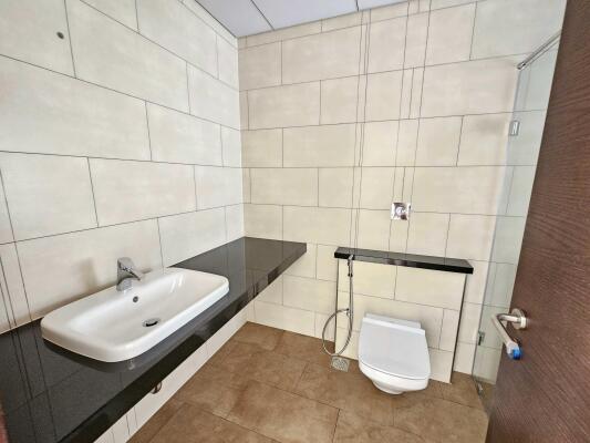 4 BHK Flat in Marine Drive, Kochi