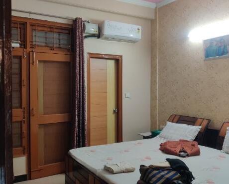 2 Bedroom House in Alpha 1, Greater Noida