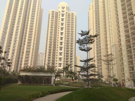 3 BHK Flat in Sector ZETA 1, Greater Noida