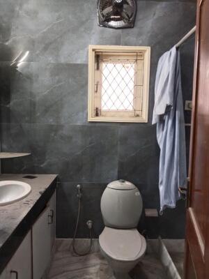 3 BHK Duplex Builder Floor in East of Kailash, Delhi