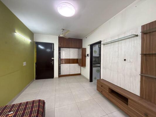 2 BHK Flat in Sector 110, Noida