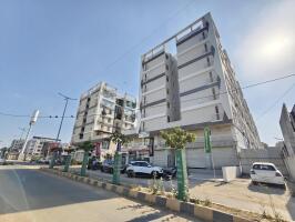 2 BHK Flat in Ajwa Road, Vadodara