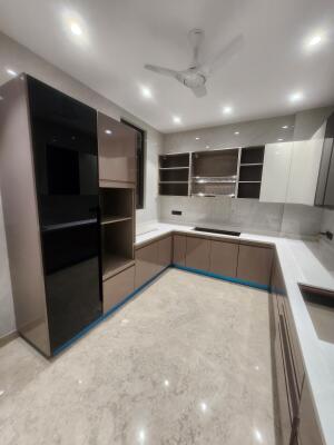 4 BHK Builder Floor in CR Park, Delhi