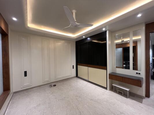 3 BHK Builder Floor in Sector 8 Dwarka, Delhi