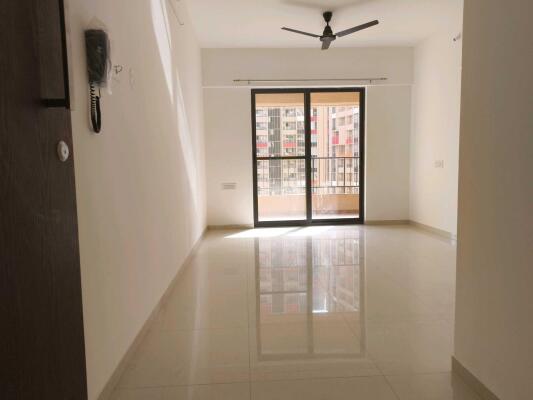 2 BHK Flat in Shewalewadi, Pune