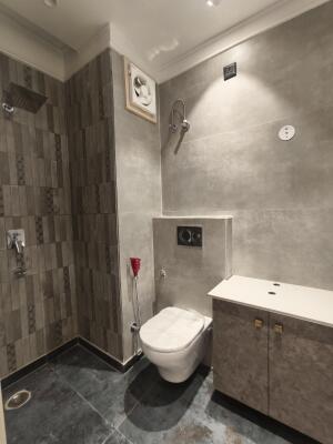 3 BHK Builder Floor in Block H Kali Nagar, Delhi