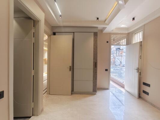 3 BHK Builder Floor in Block H Kali Nagar, Delhi