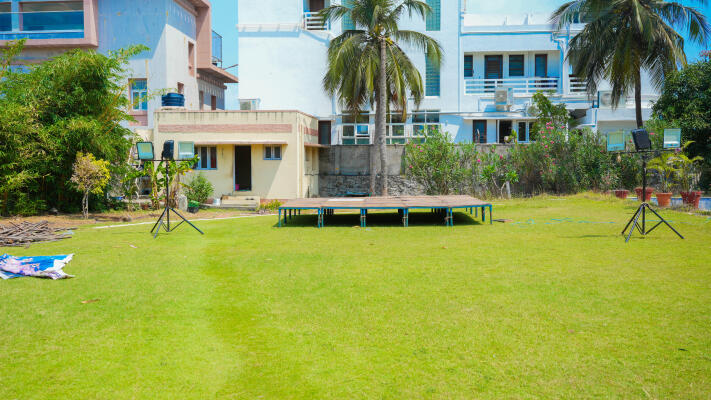 Residential land / Plot in Uthandi, ECR