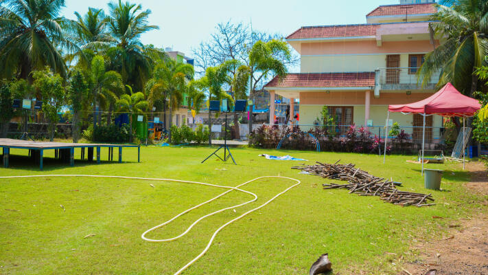Residential land / Plot in Uthandi, ECR