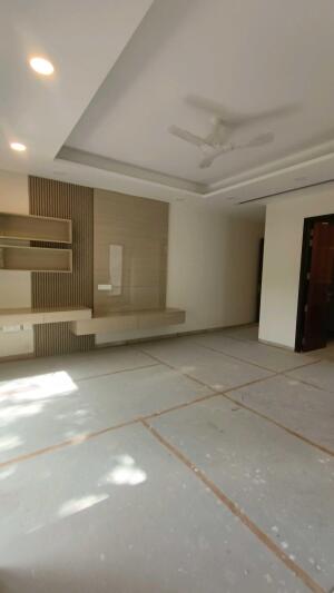 4 BHK Independent Builder Floor in S Block DLF Phase 3, Gurgaon