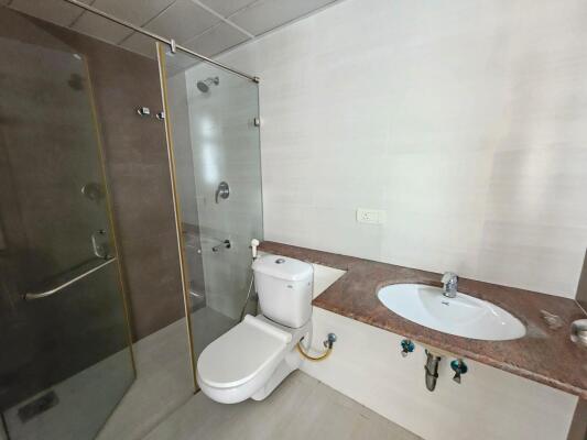 3 BHK Flat in Marine Drive, Kochi