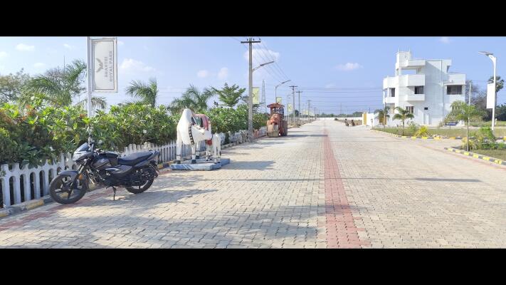 Residential land / Plot in Red Hills, Chennai
