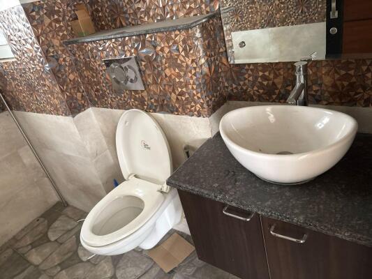 2 BHK Flat in Sector 48, Gurgaon