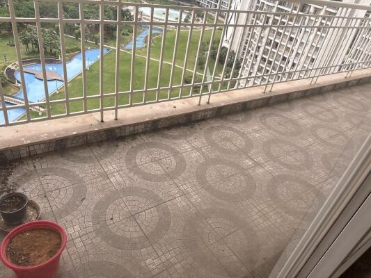 2 BHK Flat in Sector 48, Gurgaon