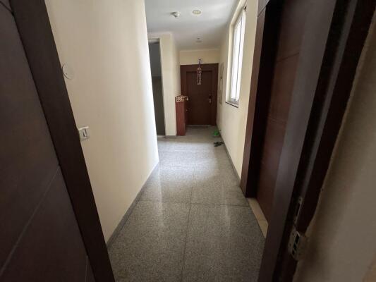 2 BHK Flat in Sector 48, Gurgaon