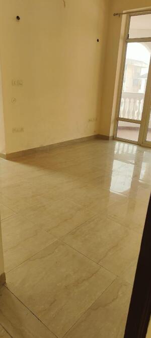 4 BHK Flat in Sector 45, Noida