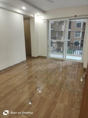 4 BHK Flat in Sector 107, Noida