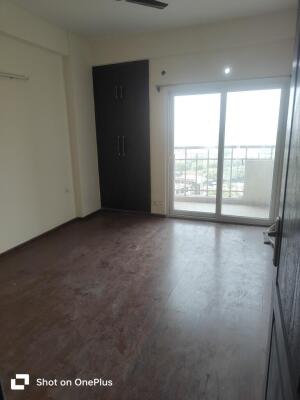 4 BHK Flat in Sector 107, Noida