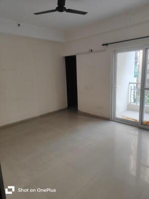 4 BHK Flat in Sector 107, Noida