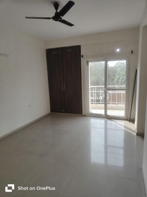 4 BHK Flat in Sector 107, Noida