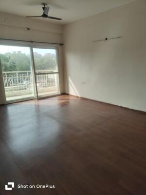 4 BHK Flat in Sector 107, Noida