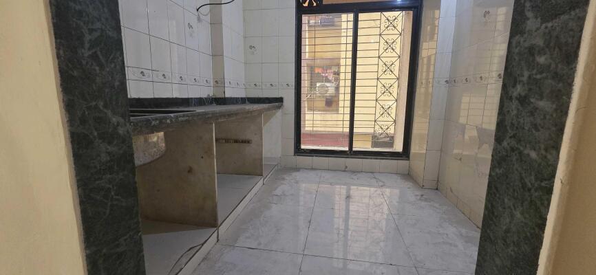 2 BHK Flat in Sector 8 Kamothe, Navi Mumbai