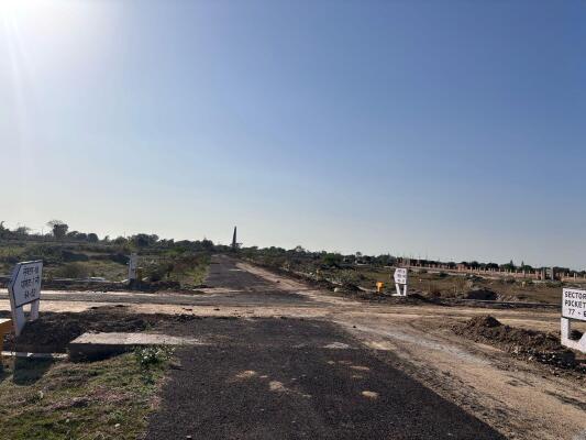 Residential land / Plot in Sector 18 Yamuna Expressway, Greater Noida