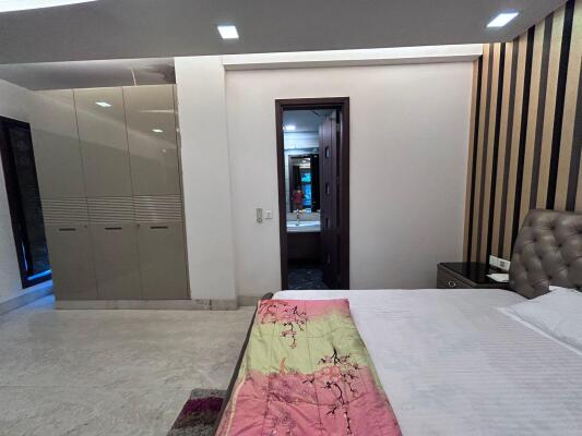 4 BHK Independent Builder Floor in Greater Kailash 2, Delhi