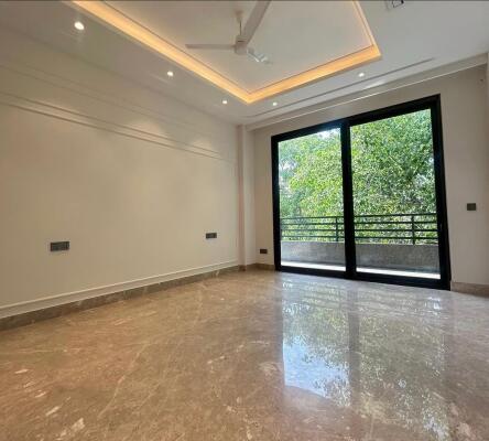 4 BHK Builder Floor in Geetanjali Enclave, Delhi