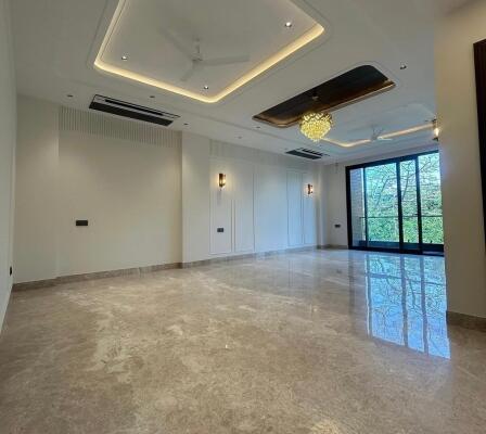 4 BHK Builder Floor in Geetanjali Enclave, Delhi