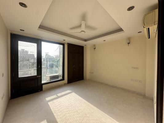 3 BHK Builder Floor in Defence Colony, South Delhi