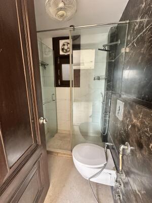 3 BHK Builder Floor in Defence Colony, South Delhi
