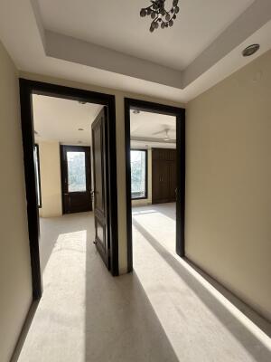 3 BHK Builder Floor in Defence Colony, South Delhi