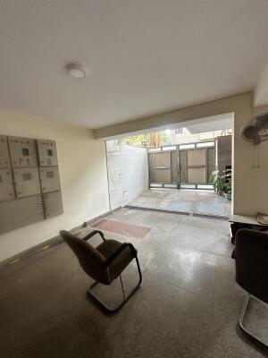 3 BHK Builder Floor in Defence Colony, South Delhi