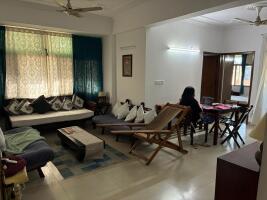 3 BHK Flat in Vasundhara Enclave, Delhi