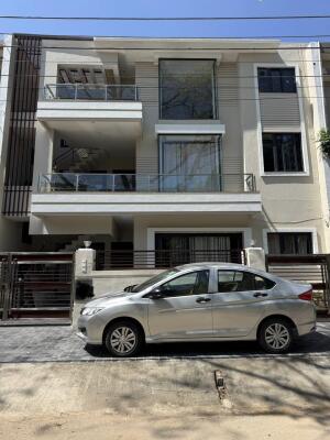 9 Bedroom House in Sector 37 Chandigarh