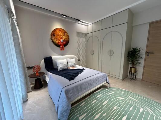 4 BHK Flat in Santacruz West, Mumbai
