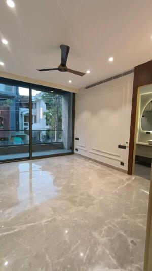4 BHK Builder Floor in DLF Phase 2, Gurgaon