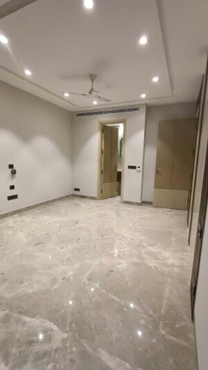 4 BHK Builder Floor in DLF Phase 2, Gurgaon