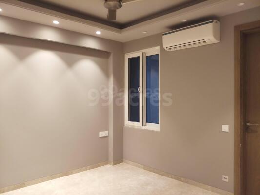 3 BHK Builder Floor in East of Kailash, Delhi