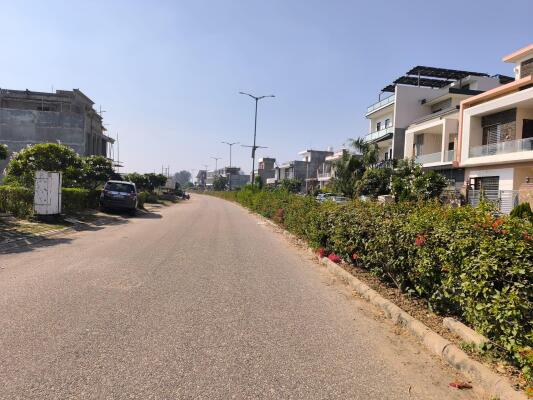 Residential land / Plot in Sector 105 Mohali