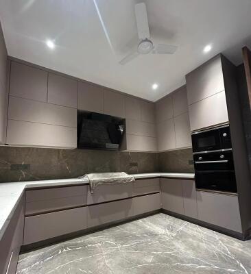 4 BHK Independent Builder Floor in Westend, Delhi