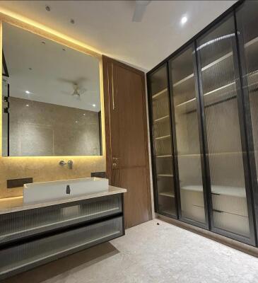 4 BHK Independent Builder Floor in Westend, Delhi