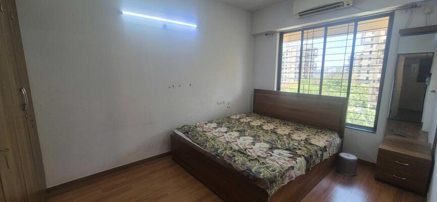 2 BHK Flat in Mohammed Wadi, Pune
