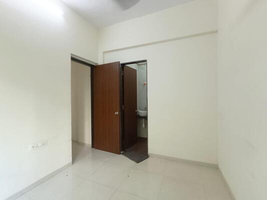 2 BHK Flat in IC Colony, Borivali West